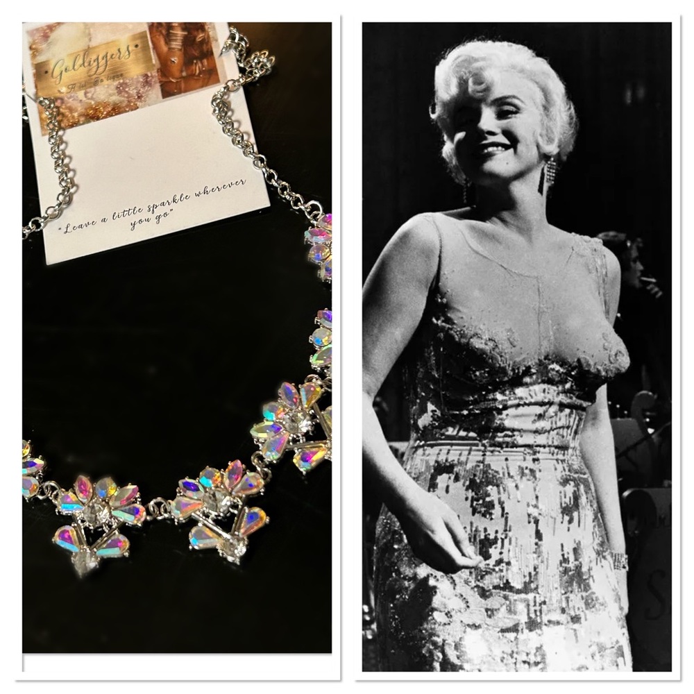 💎Costume jewelry✨ Iridescent rhinestones with unique flower like design